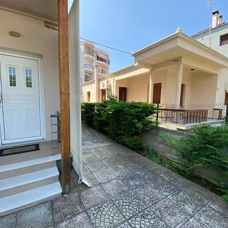 Cozy And Quiet Mini City Apartment Trikala  Exterior photo